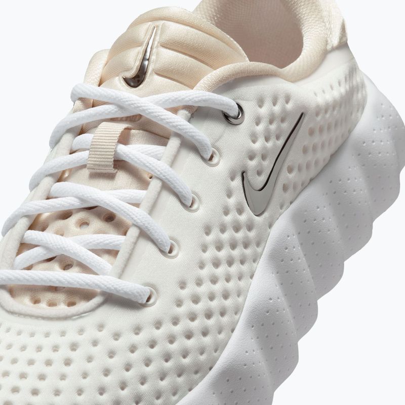 Взуття жіноче Nike Mind 002 summit white/phantom/metallic silver 5