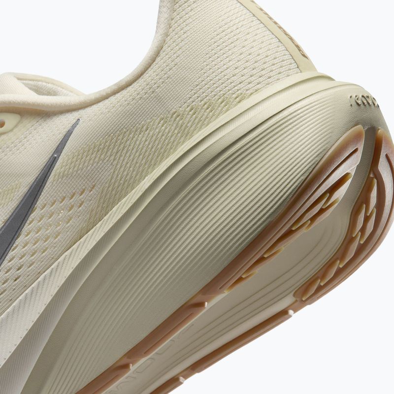 Кросівки для бігу чоловічі Nike Pegasus 42 coconut milk/light khaki/metallic silver 6