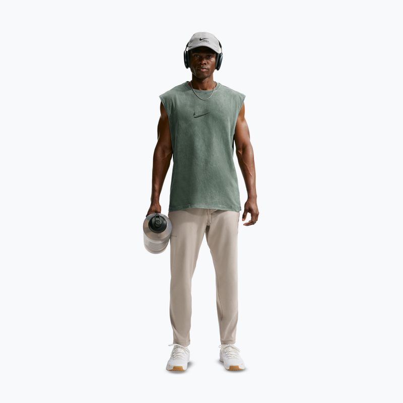 Футболка для тренувань чоловіча Nike Sleeveless T-Shirt camo green/light army 7