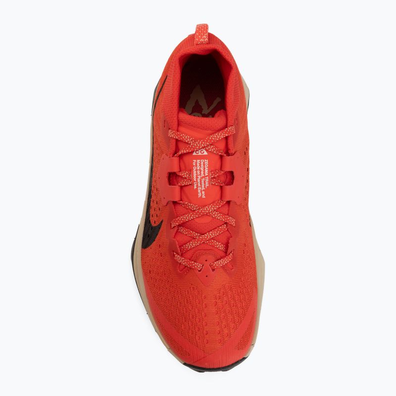 Чоловічі бігові кросівки Nike ACG Zegama Trail light crimson/light orewood brown/black/black 5