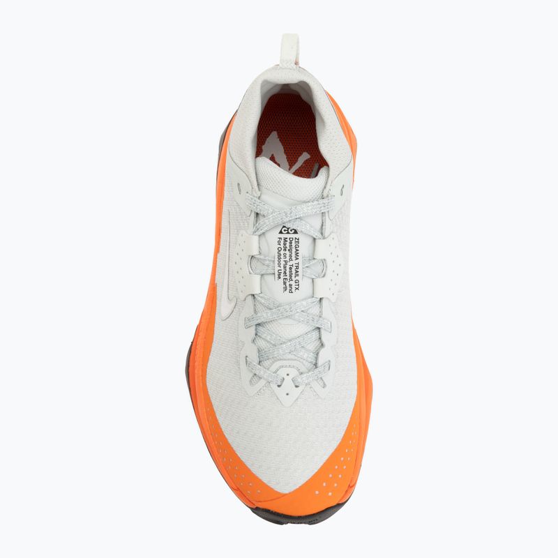 Кросівки для бігу жіночі Nike ACG Zegama GORE-TEX light silver/safety orange/summit white 5