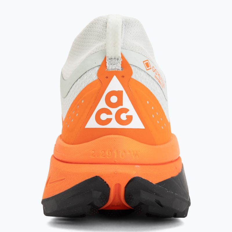 Кросівки для бігу жіночі Nike ACG Zegama GORE-TEX light silver/safety orange/summit white 6