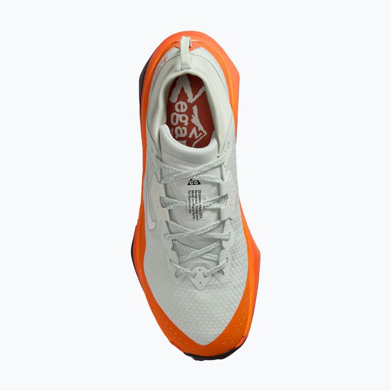 Кросівки для бігу жіночі Nike ACG Zegama GORE-TEX light silver/safety orange/summit white 4
