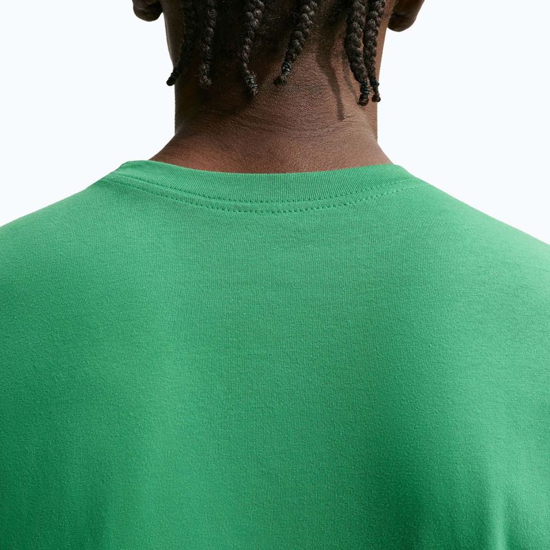 Футболка чоловіча Nike Sportswear JDI classic green 5