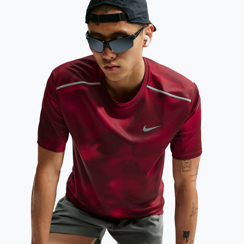 Футболка для бігу чоловіча Nike Miler light crimson 6