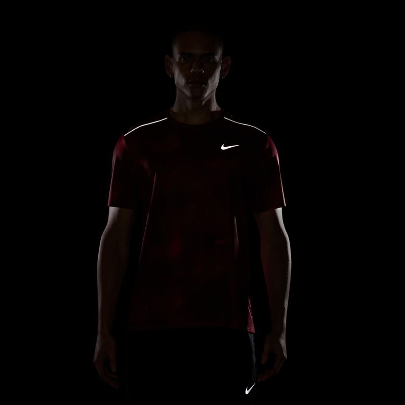 Футболка для бігу чоловіча Nike Miler light crimson 7