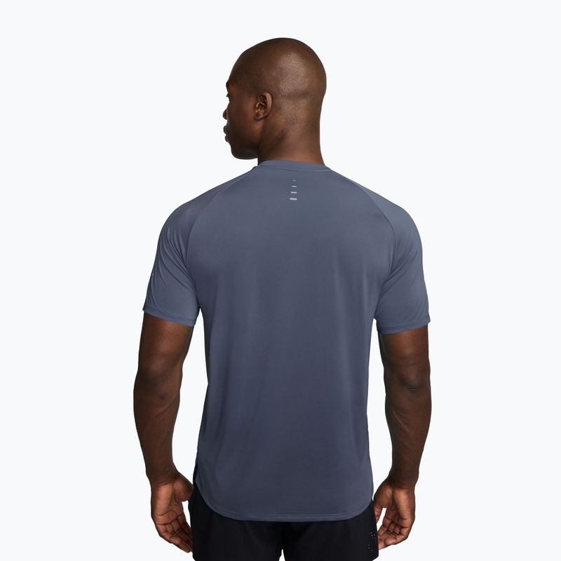 Футболка для бігу чоловіча Nike Stride diffused blue 2