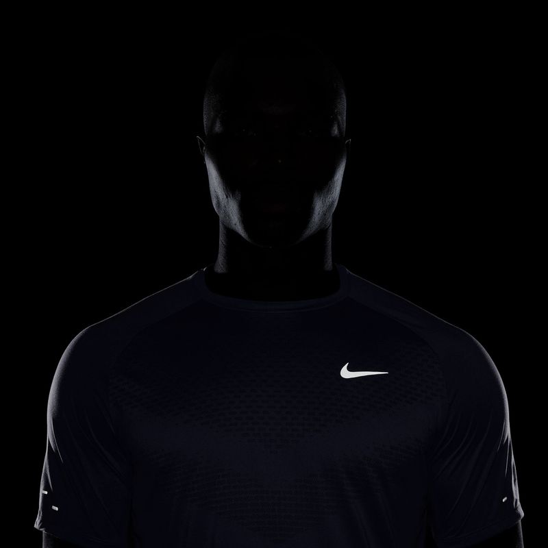 Футболка для бігу чоловіча Nike Stride diffused blue 4