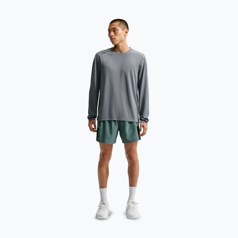 Лонгслів для бігу чоловічий Nike Miler Dri-Fit UV smoke grey 2