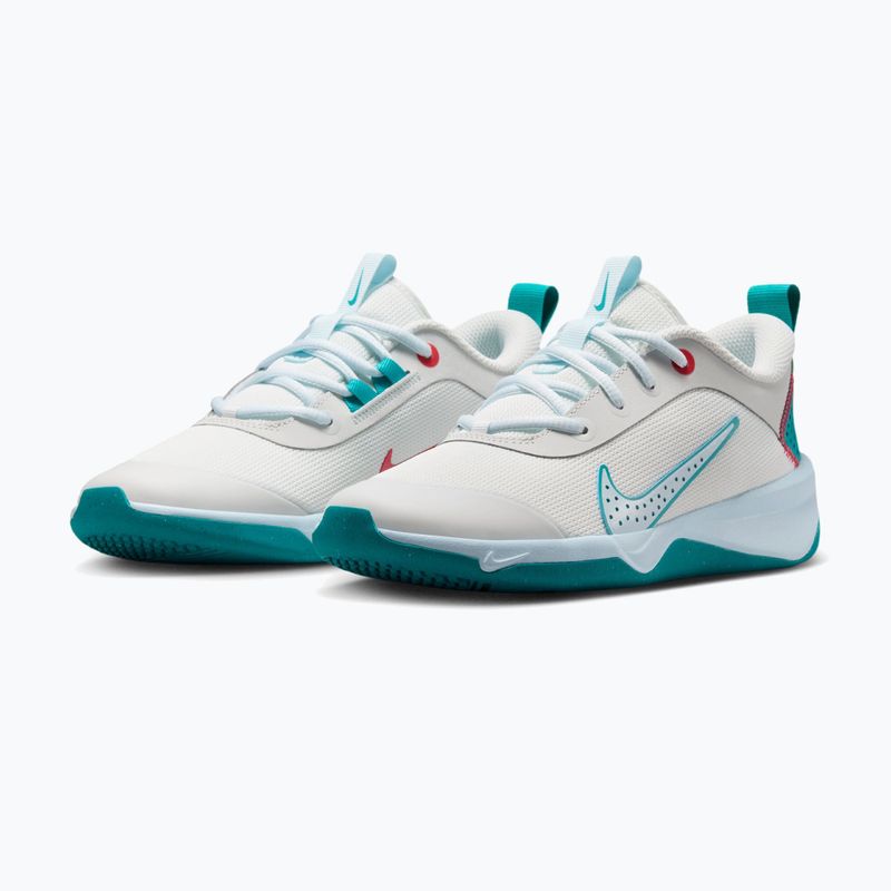 Взуття Nike Omni Multi-Court off white/energy/glacier blue 11