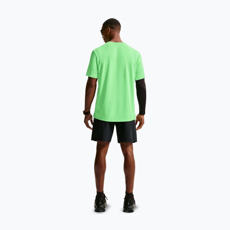 Футболка для бігу чоловіча Nike Miler Dri-Fit UV illusion green 3