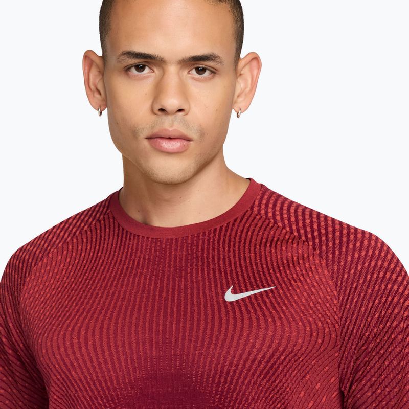Футболка для бігу чоловіча Nike Stride tough red/bright crimson 3