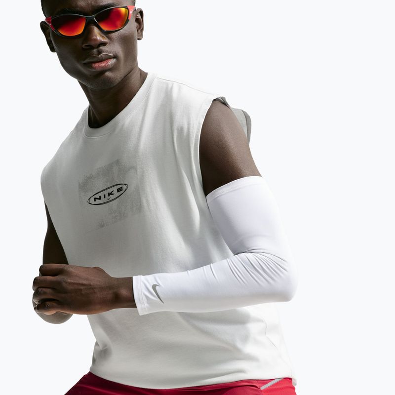 Шорти для бігу чоловічі Nike Miler tough red/sport red 4
