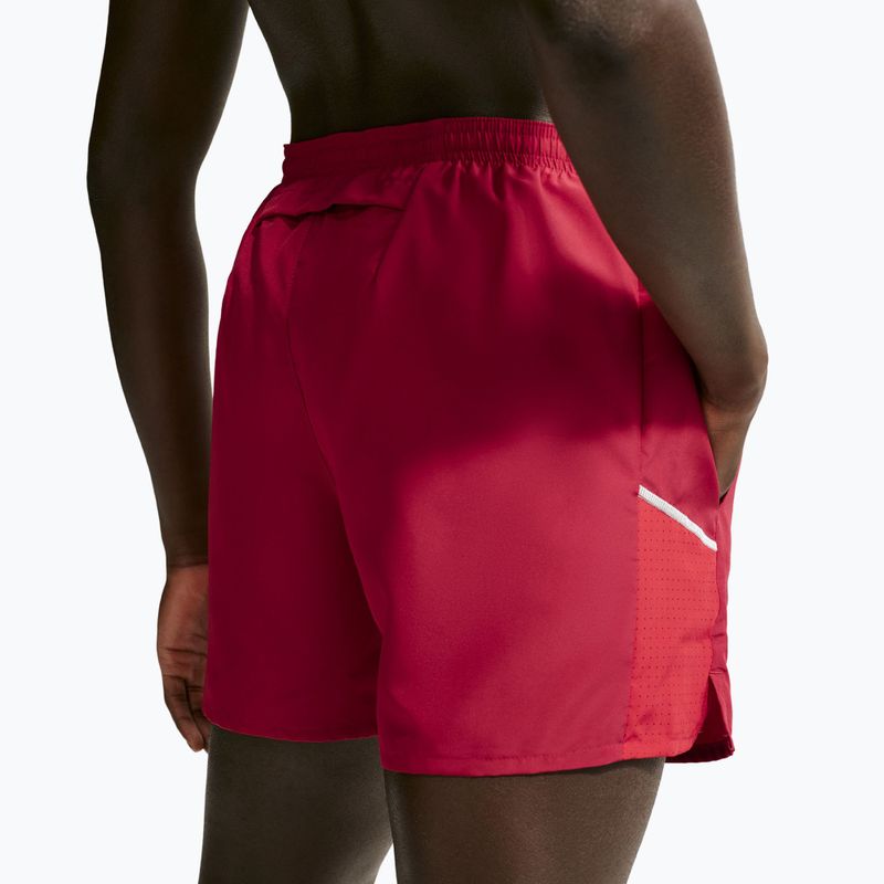 Шорти для бігу чоловічі Nike Miler tough red/sport red 6