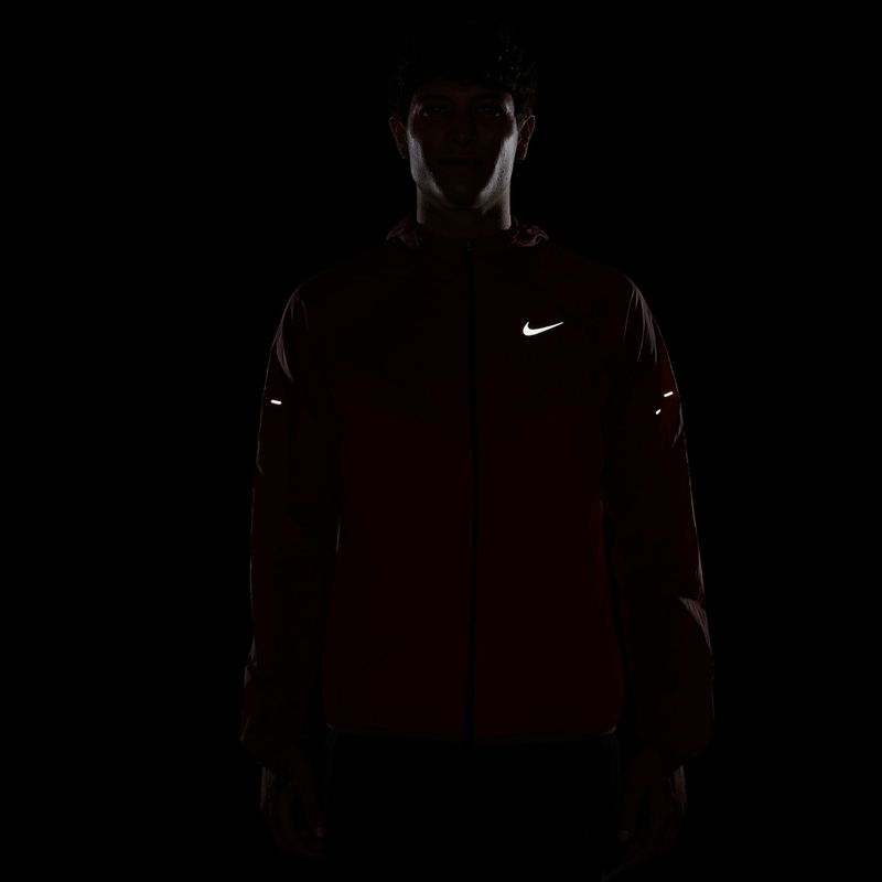 Куртка для бігу чоловіча Nike Stride mystic dates/tough red 4