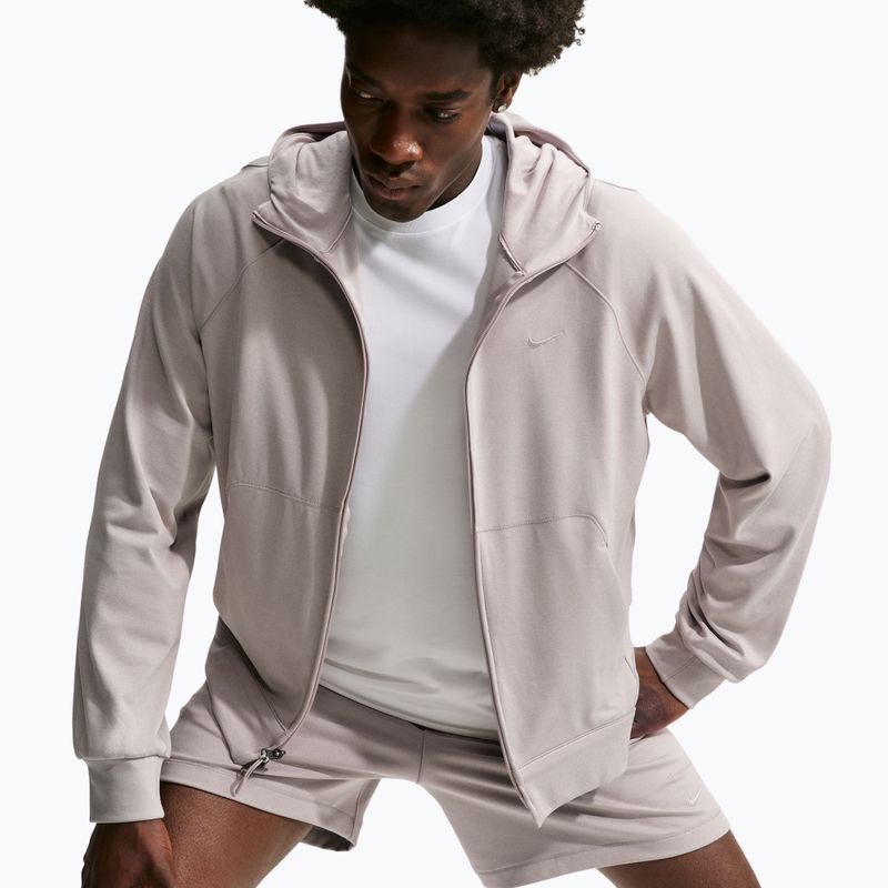 Кофта тренувальна чоловіча Nike Primary NanoKnit moon particle/college grey/moon particle 4