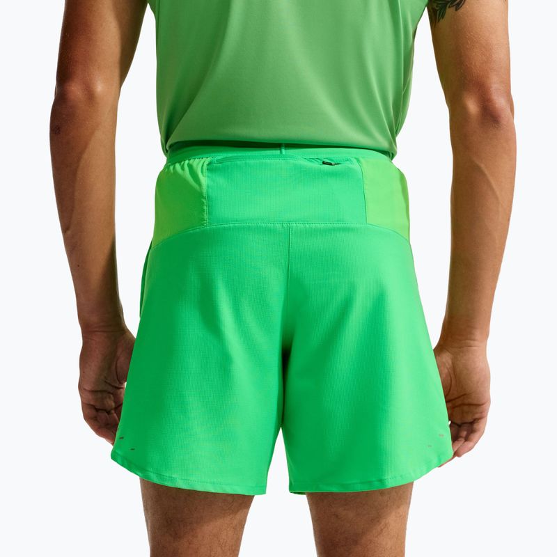 Шорти для бігу чоловічі Nike Stride Dri-Fit 2in1 7" green spark 6