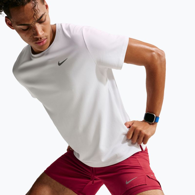 Шорти для бігу чоловічі Nike Stride Dri-Fit 2in1 7" tough red 4