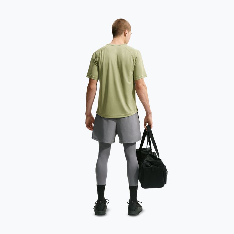 Футболка для тренувань чоловіча Nike Flex dusty olive/black 3