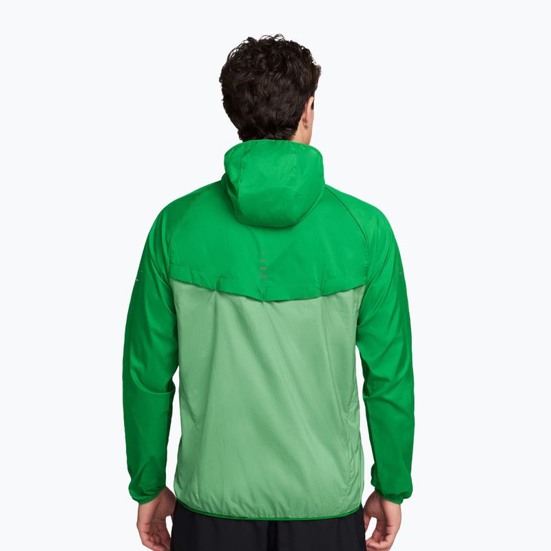 Куртка для бігу чоловіча Nike Stride green spark 2