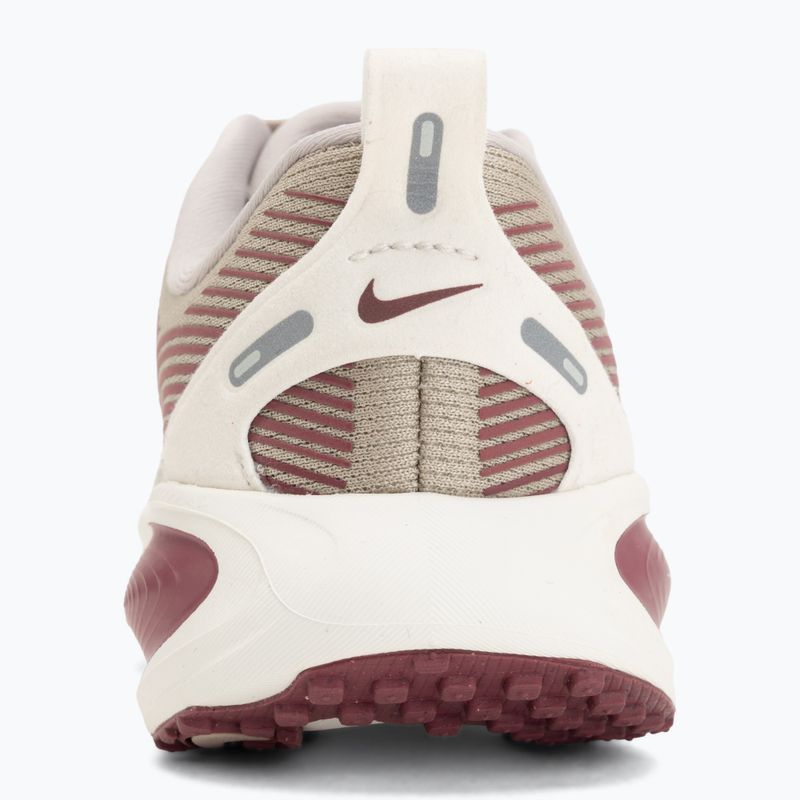 Кросівки для бігу Nike Vomero 18 cream ii/sail/pink smoke 6