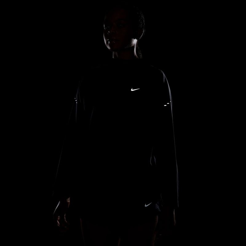 Куртка для бігу жіноча Nike Swift black 10