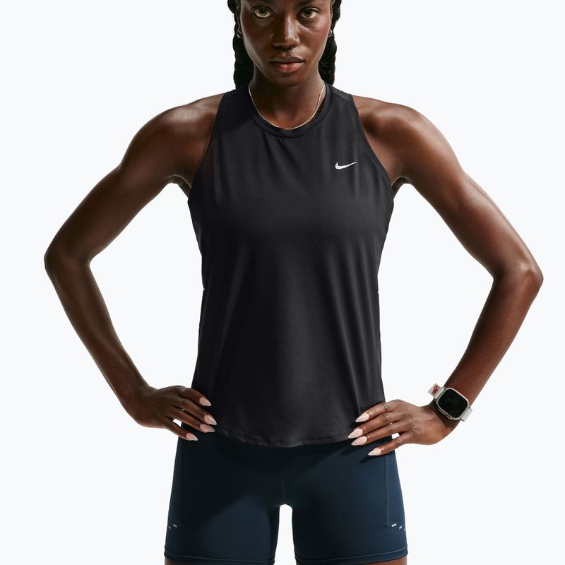 Футболка для бігу жіноча Nike Swift Dri-Fit Tank Top black 4