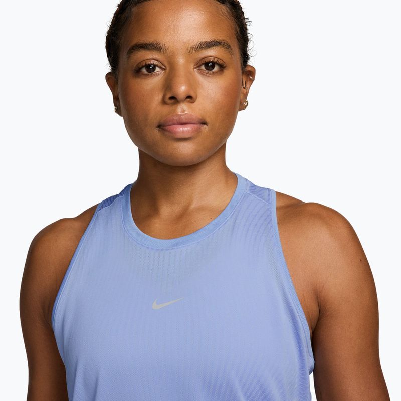Футболка для бігу жіноча Nike Swift Aero-Fit Tank Top aluminum/pure platinum 3