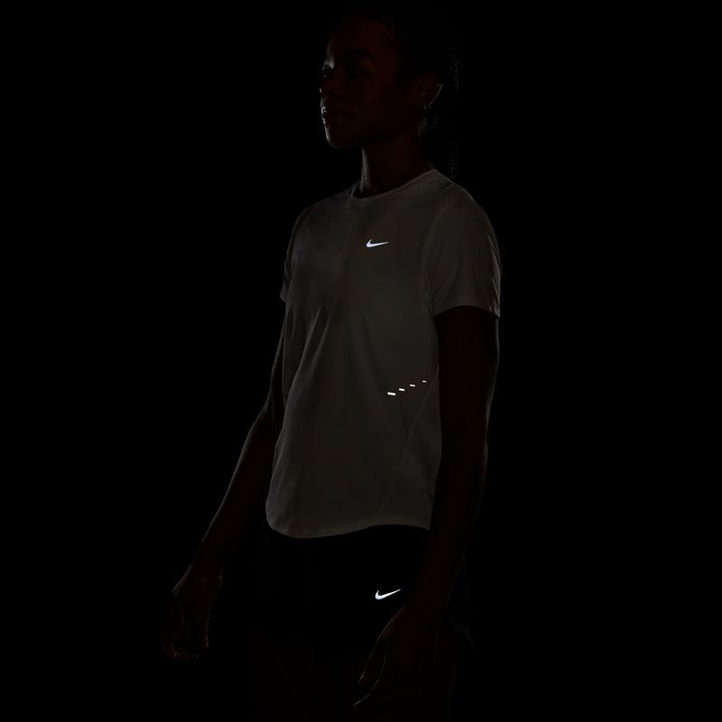 Футболка для бігу жіноча Nike Swift Dri-Fit sail 7