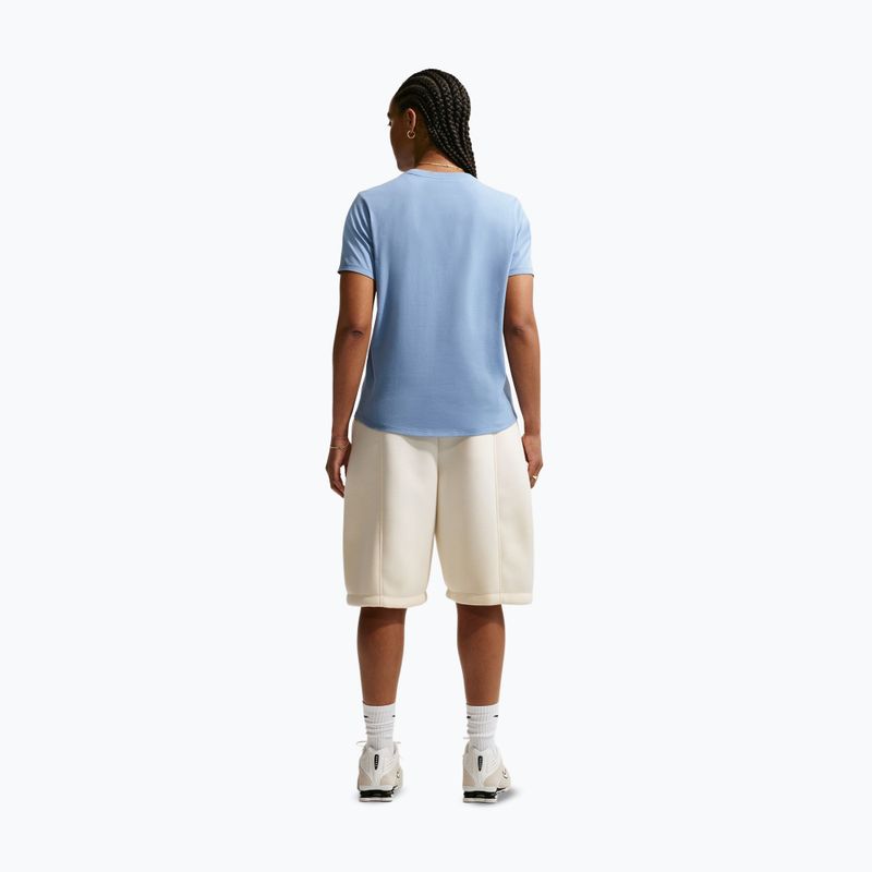 Футболка жіноча Nike Sportswear Club Essentials work blue 2