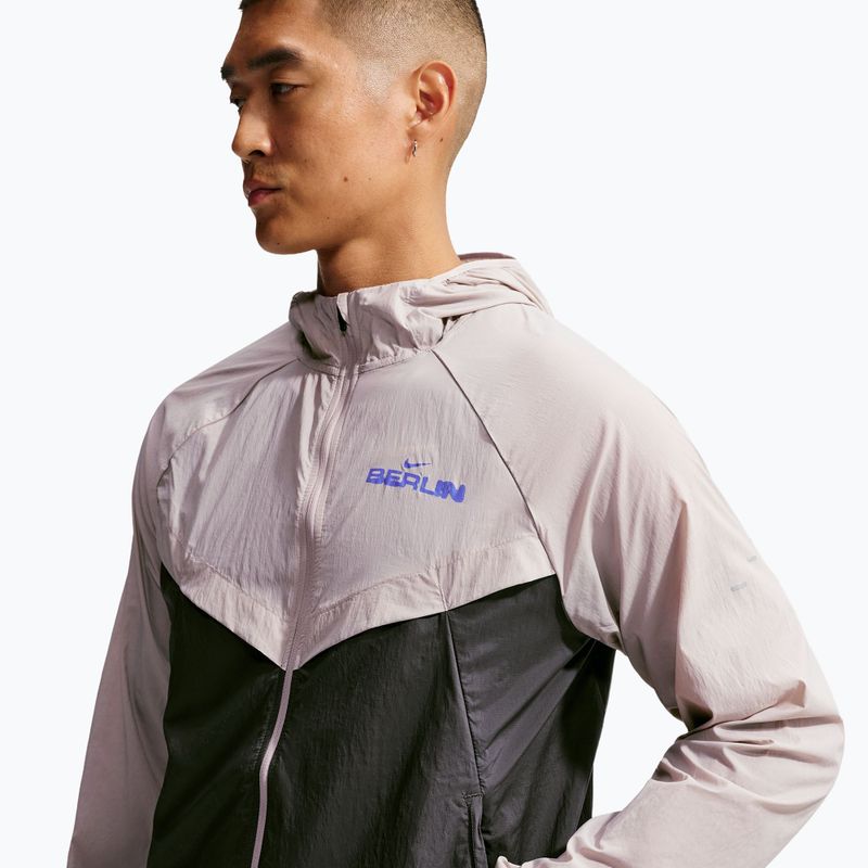 Куртка для бігу чоловіча Nike Stride college grey/anthracite 4