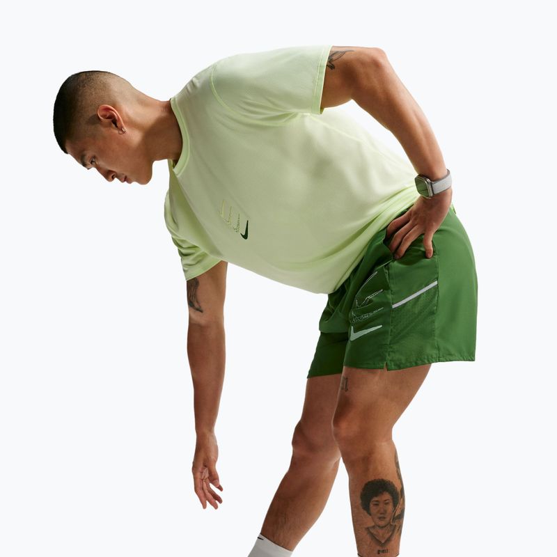Шорти для бігу чоловічі Nike Miler forest green 4