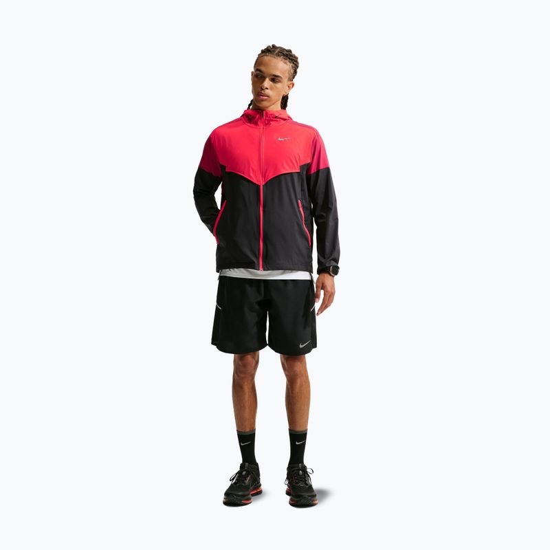 Куртка для бігу чоловіча Nike Impossibly Light Windrunner black/light crimson/tough red 2