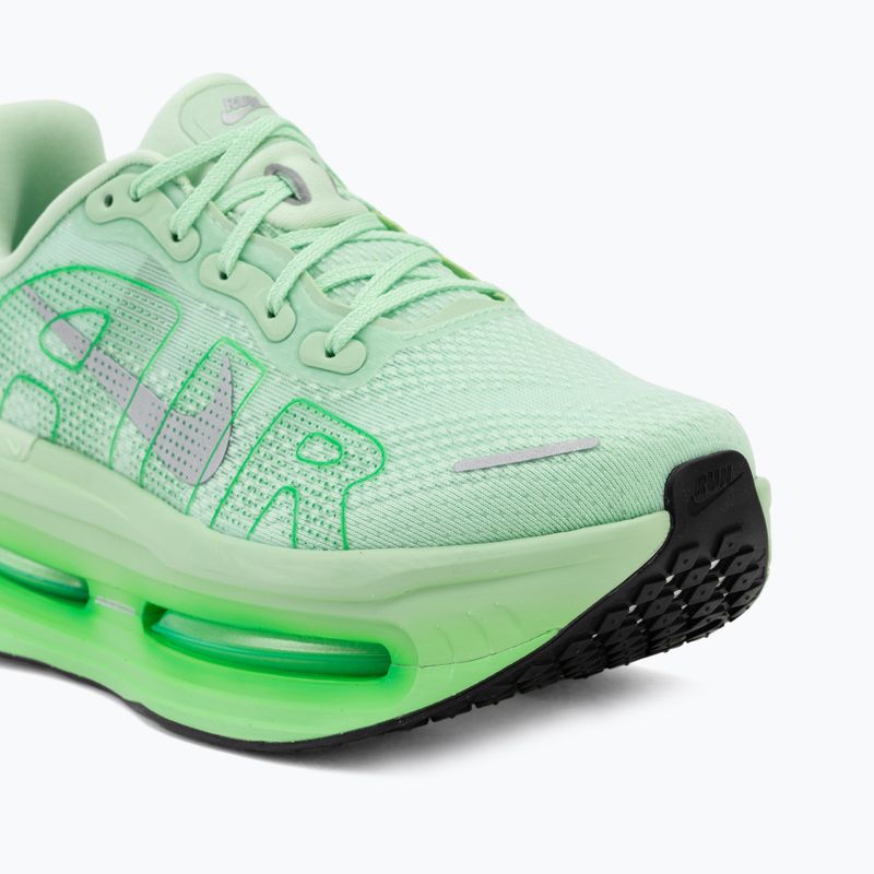 Кросівки для бігу жіночі Nike Vomero Premium cucumber calm/metallic silver 7