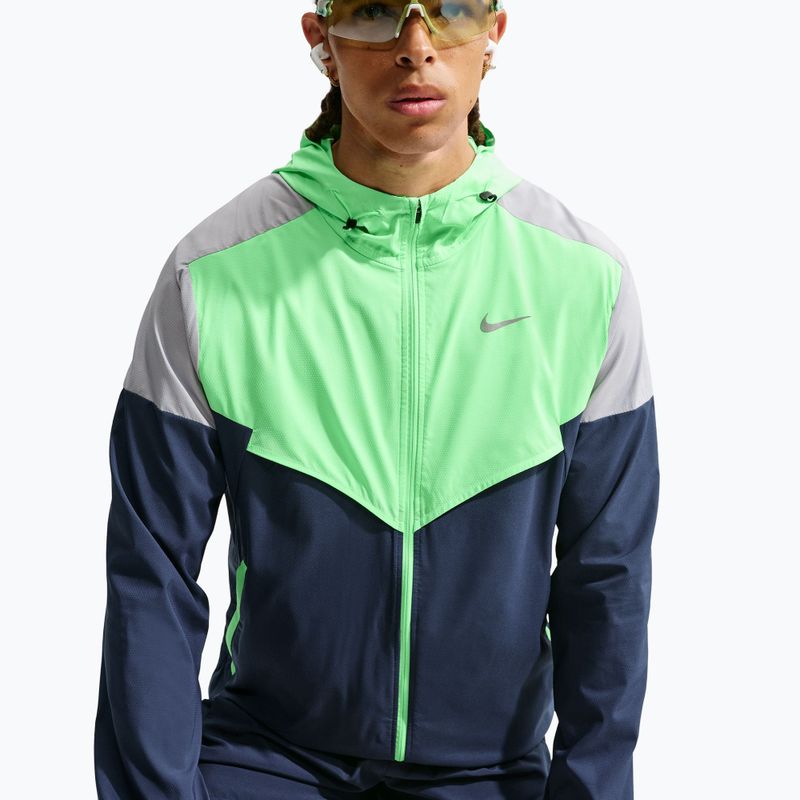 Куртка для бігу чоловіча Nike Impossibly Light Windrunner midnight navy/illusion green/wolf grey 4