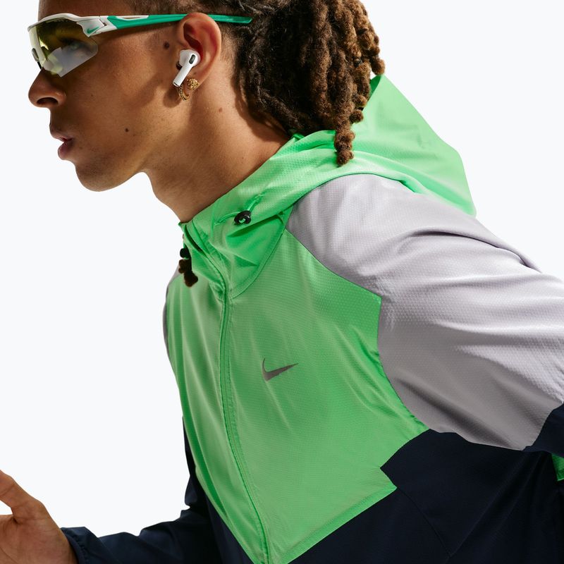 Куртка для бігу чоловіча Nike Impossibly Light Windrunner midnight navy/illusion green/wolf grey 6