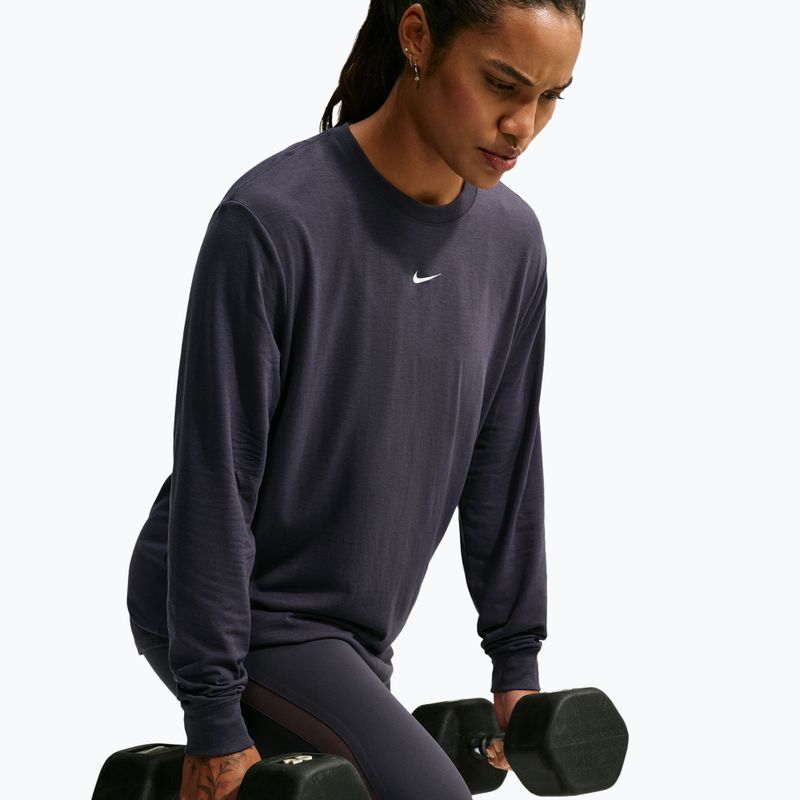 Лонгслів для тренувань жіночий Nike One Relaxed Dri-Fit gridiron/white 5