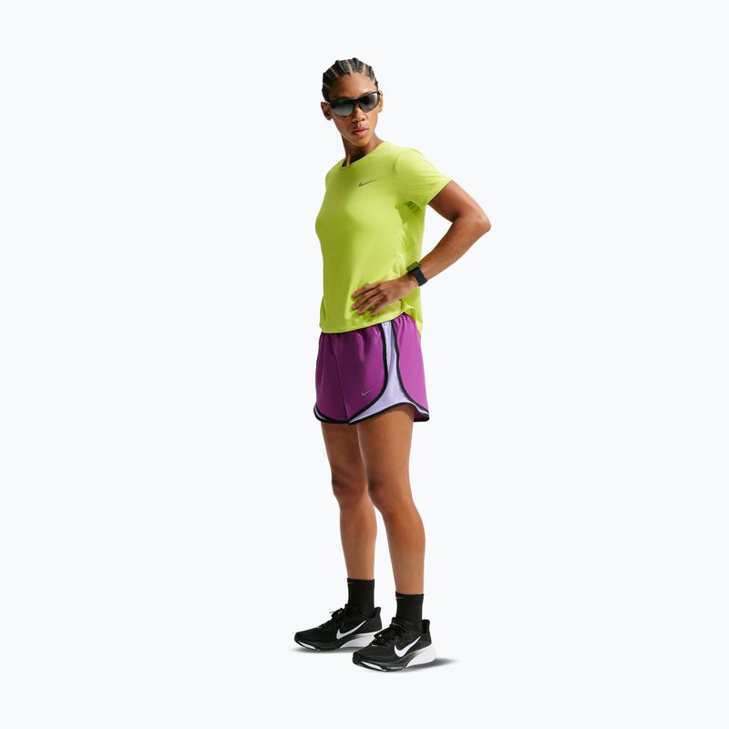 Шорти для бігу жіночі Nike Tempo Dri-Fit Mid-Rise bold berry/purple pulse 2