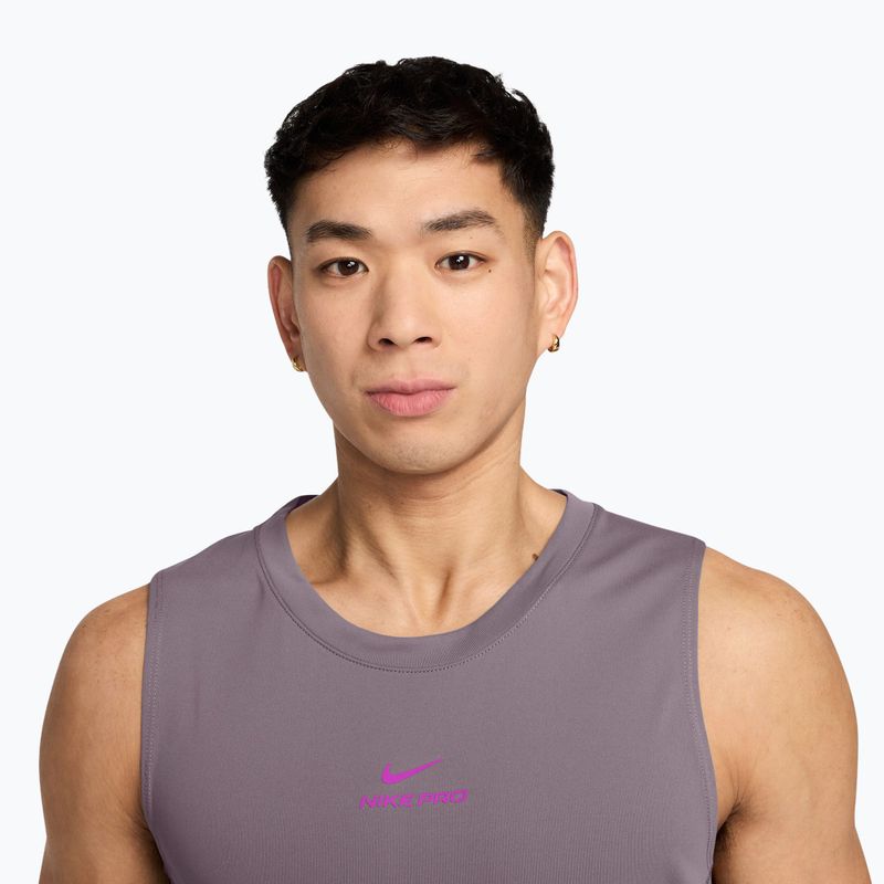 Футболка для тренувань чоловіча Nike Pro Training Dri-Fit purple smoke/vivid purple 3