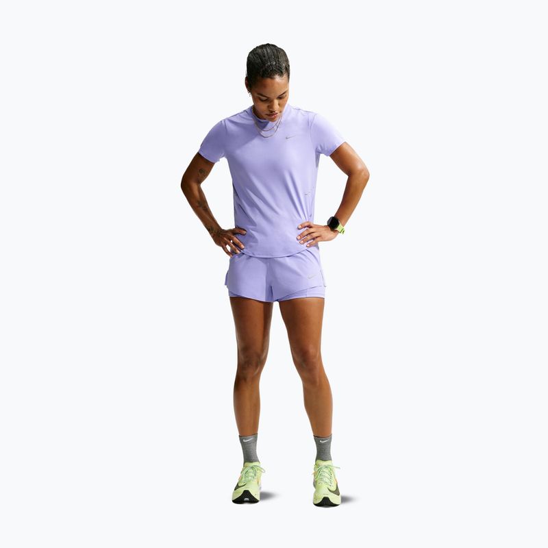 Шорти для бігу жіночі Nike Swift Mid-Rise 2in1 purple pulse 2