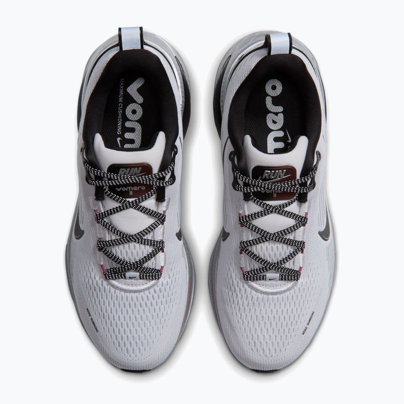 Кросівки для бігу жіночі Nike Vomero 18 vast grey/metallic silver/black 3