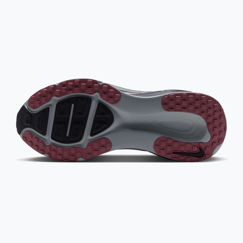 Кросівки для бігу жіночі Nike Vomero 18 vast grey/metallic silver/black 4