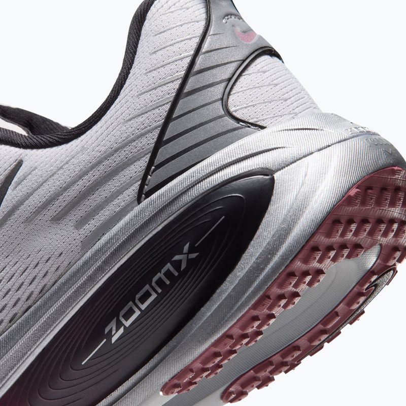 Кросівки для бігу жіночі Nike Vomero 18 vast grey/metallic silver/black 6