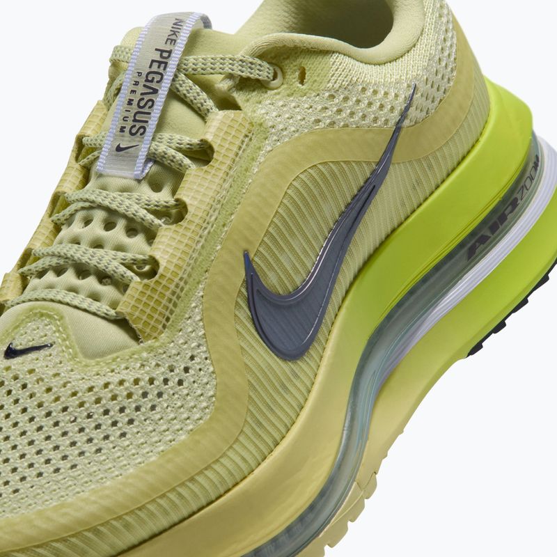 Кросівки для бігу жіночі Nike Pegasus Premium fennel/lemon venom/palest purple 6