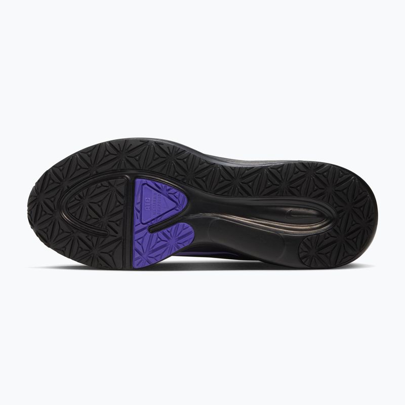 Кросівки для бігу жіночі Nike Revolution 8 Utility black/persian violet/purple pulse 3
