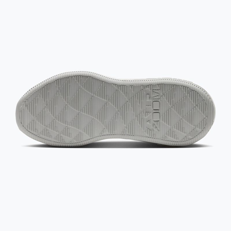 Кросівки для тренувань жіночі Nike Bella 7 sail/photon dust/metallic silver 4