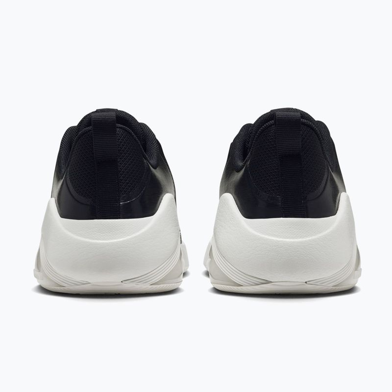 Кросівки для тренувань жіночі Nike Bella 7 off noir/sail/blur 2