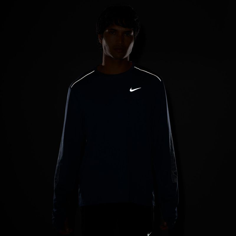 Лонгслів для бігу чоловічий Nike Miler new slate 4