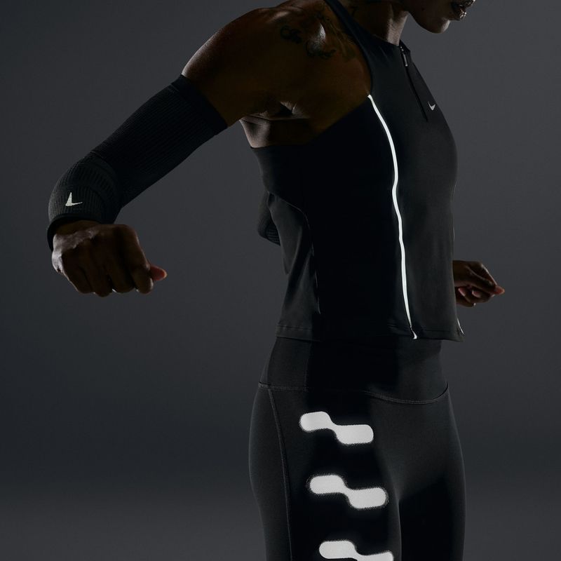 Шорти для бігу жіночі Nike Tempo Flash black 8