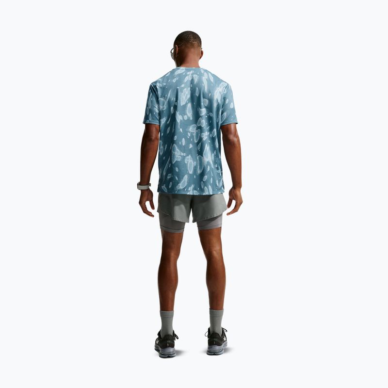 Футболка для бігу чоловіча Nike Miler Dri-Fit UV smokey blue 3